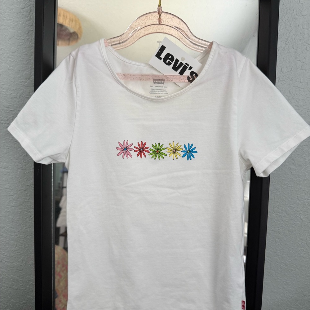 Levi's White Short Sleeve Tee with Logo